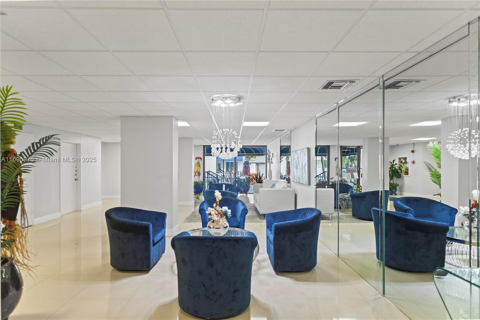 ALLINGTON TOWERS CONDO - Residential