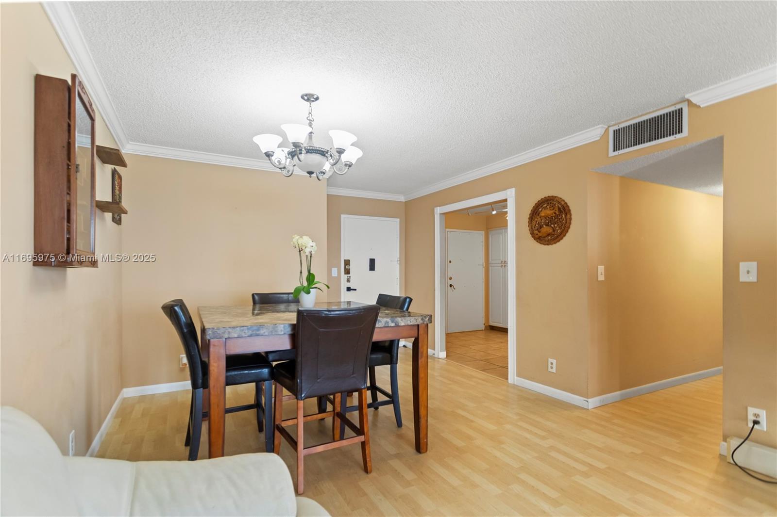 ALLINGTON TOWERS CONDO - Residential