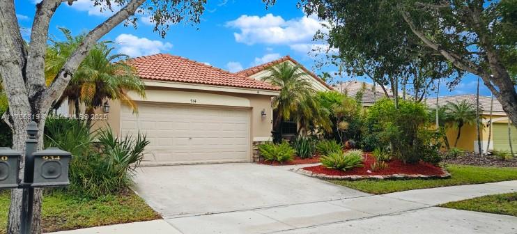 934 Sunflower Cir, Weston, Broward County, Florida - 4 Bedrooms  
3 Bathrooms - 