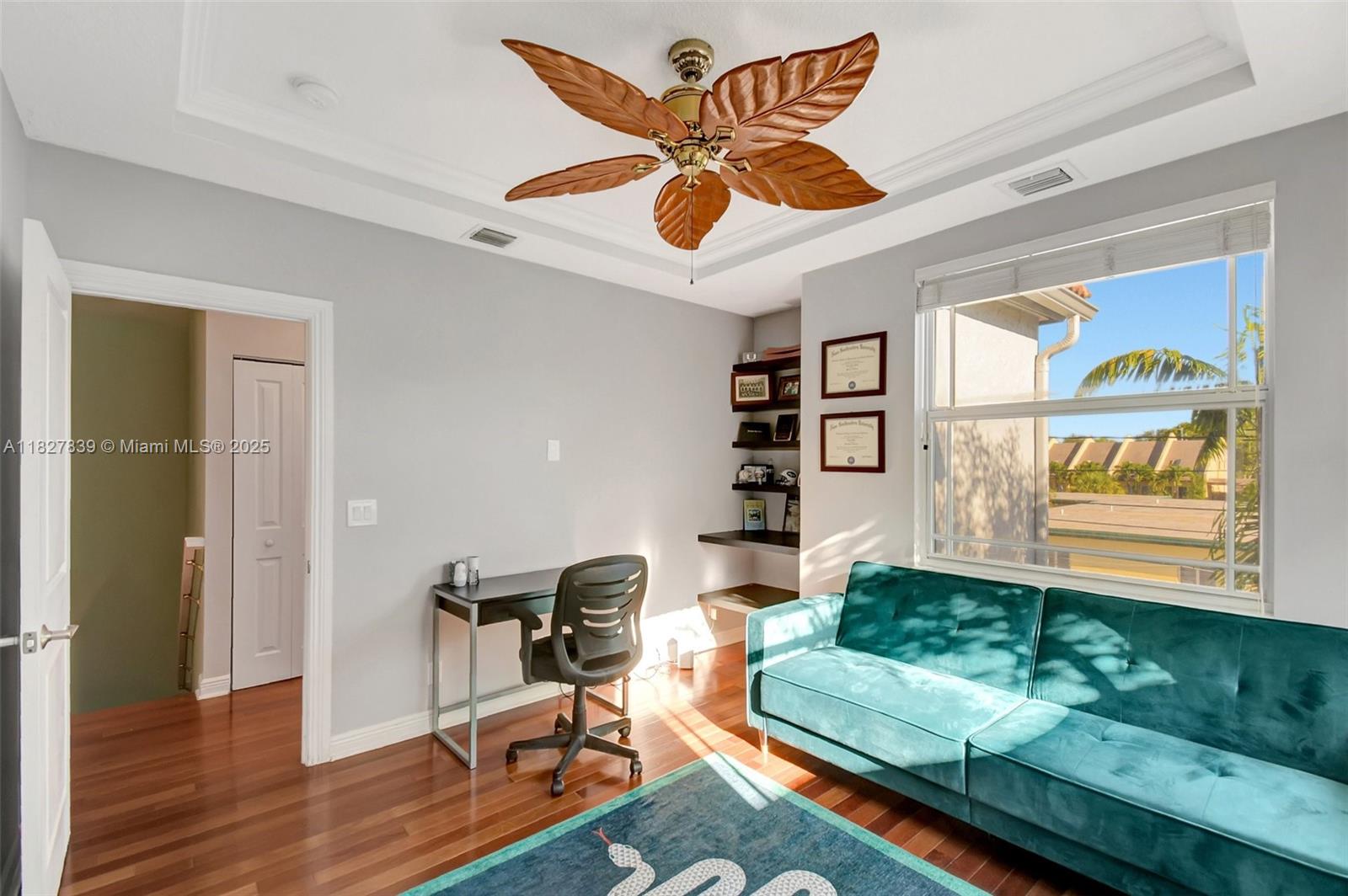 LAUDERDALE 2-19 D (0210 S - Residential