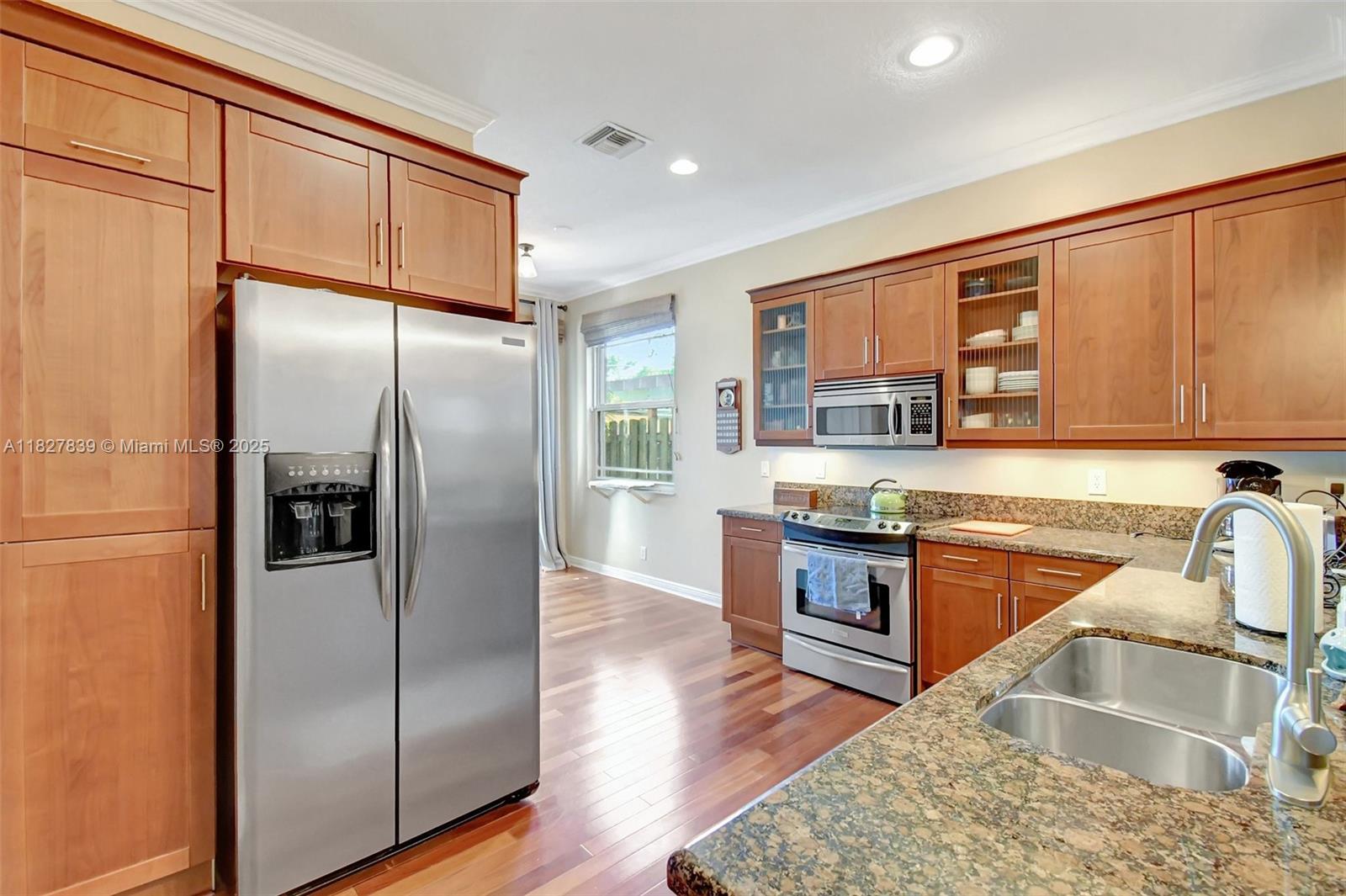 LAUDERDALE 2-19 D (0210 S - Residential