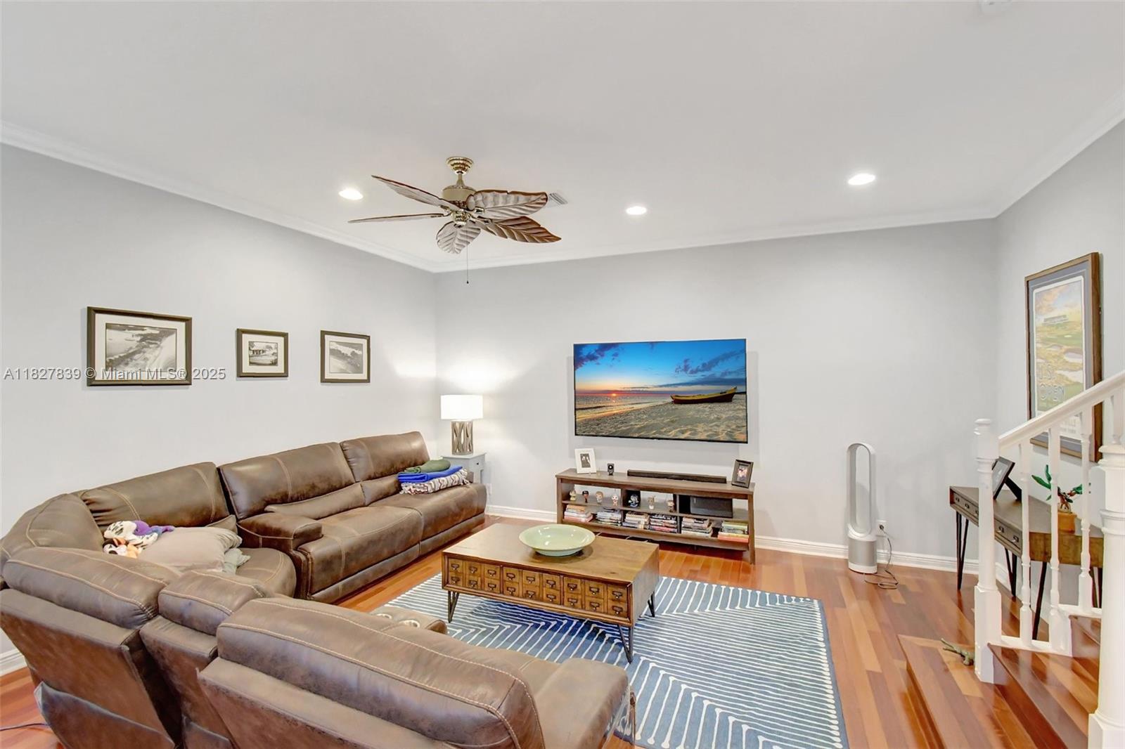 LAUDERDALE 2-19 D (0210 S - Residential