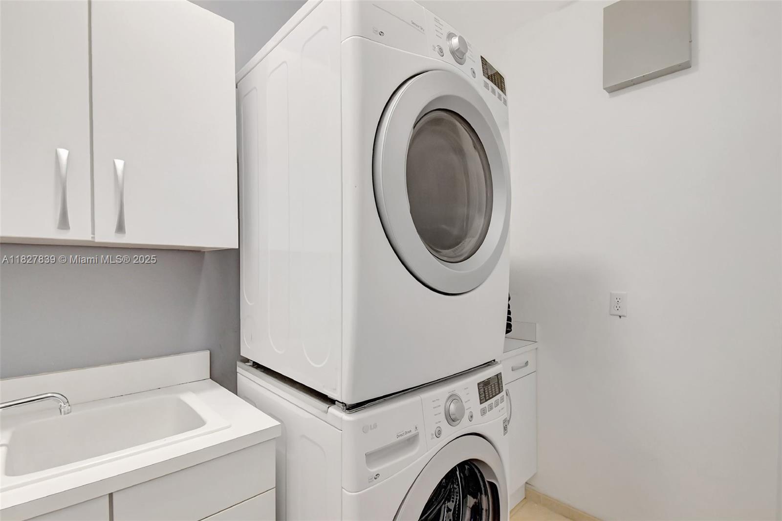 LAUDERDALE 2-19 D (0210 S - Residential