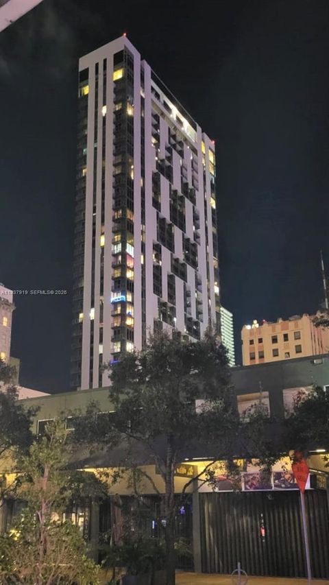 151 SE 1st St 2507 Miami FL 33131