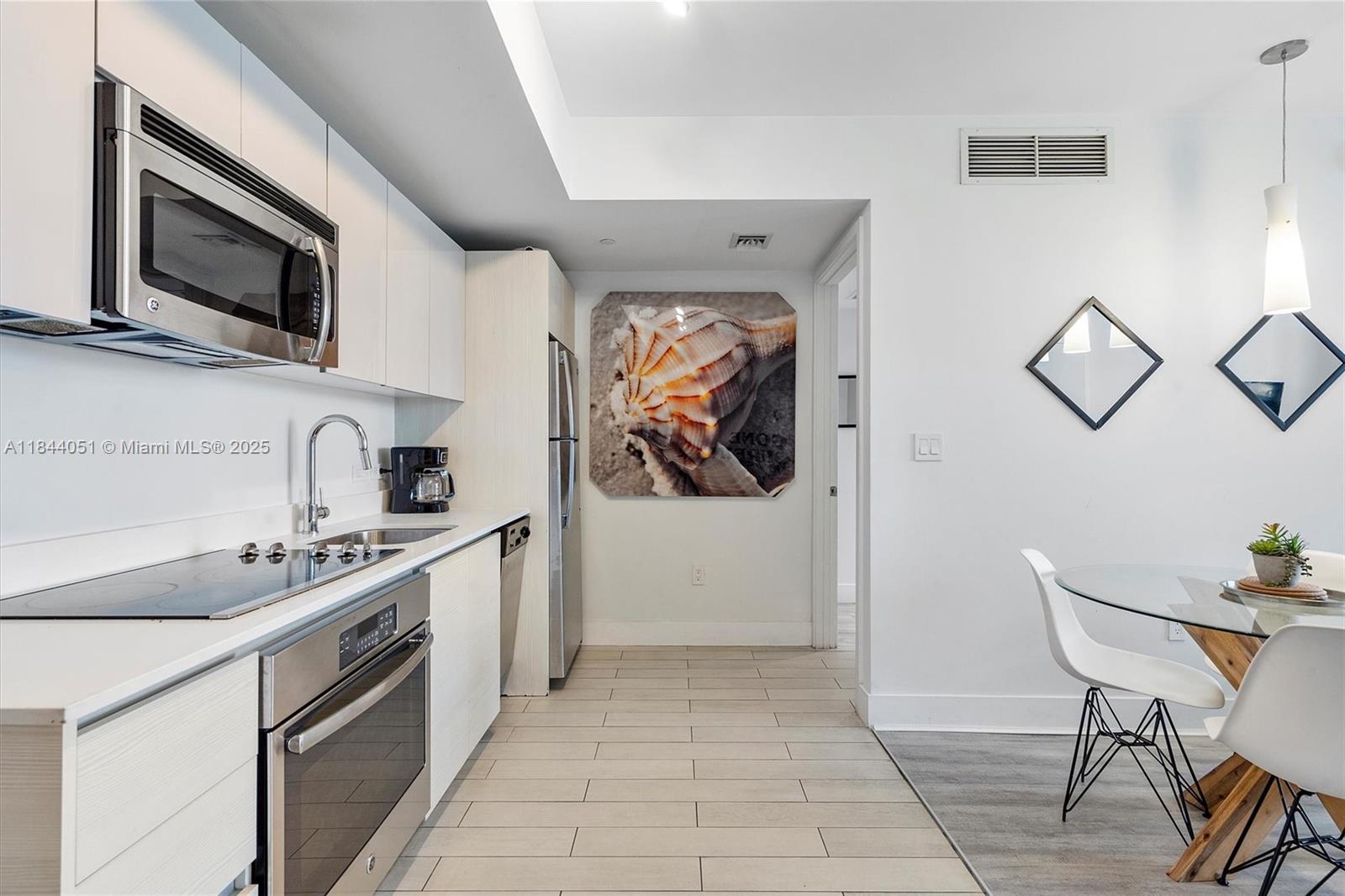 BEACHWALK CONDOMINIUM - Residential