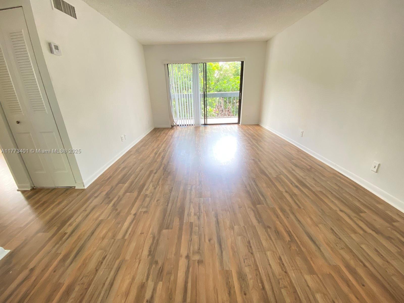1820 N Congress Ave 305