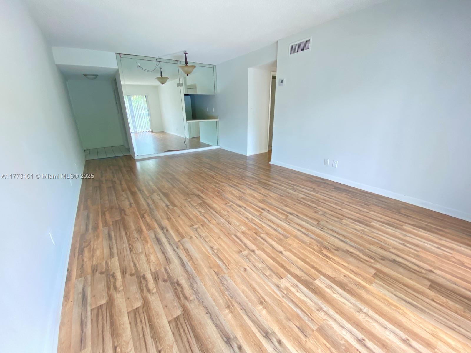 1820 N Congress Ave 305