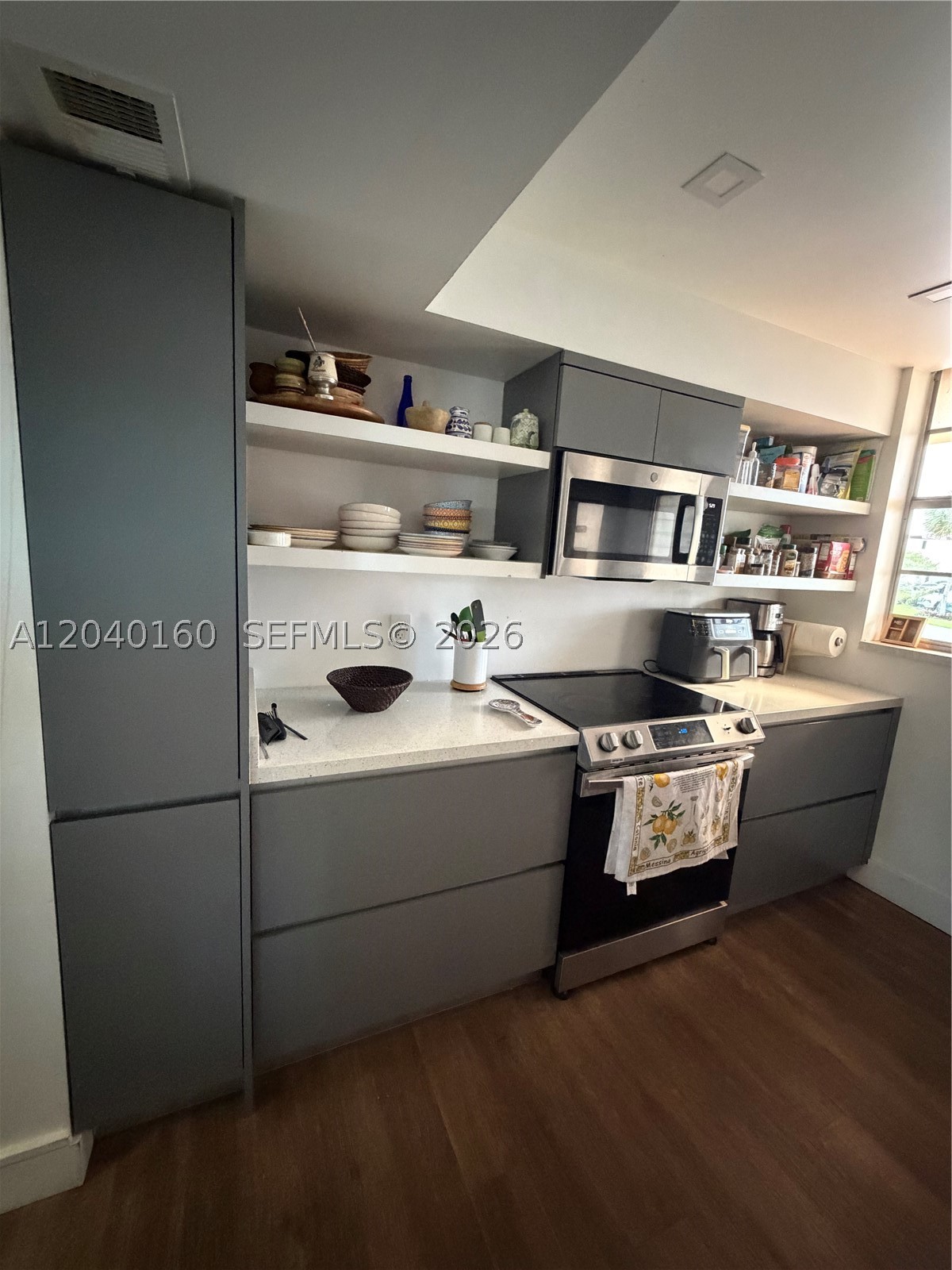 2980 Point East Dr D101