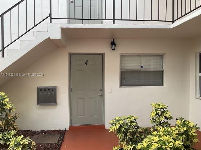 VILLAS AT CORAL SPRINGS - Residential