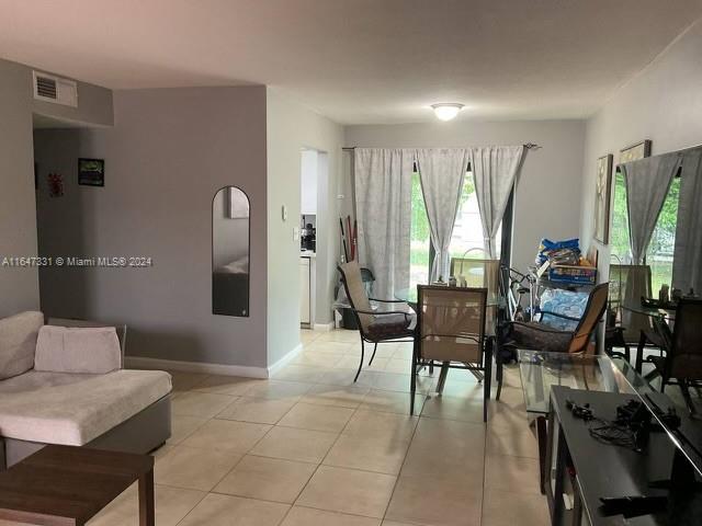 VILLAS AT CORAL SPRINGS - Residential