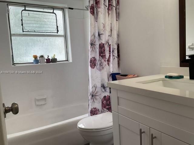 VILLAS AT CORAL SPRINGS - Residential