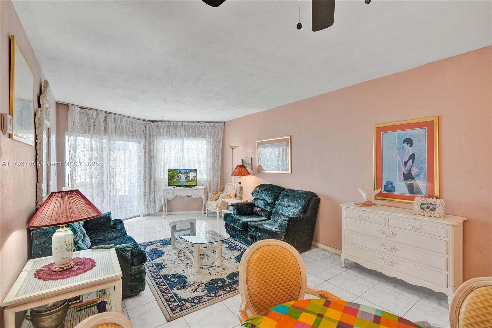 SKY LAKE GARDENS NO 4 CON - Residential