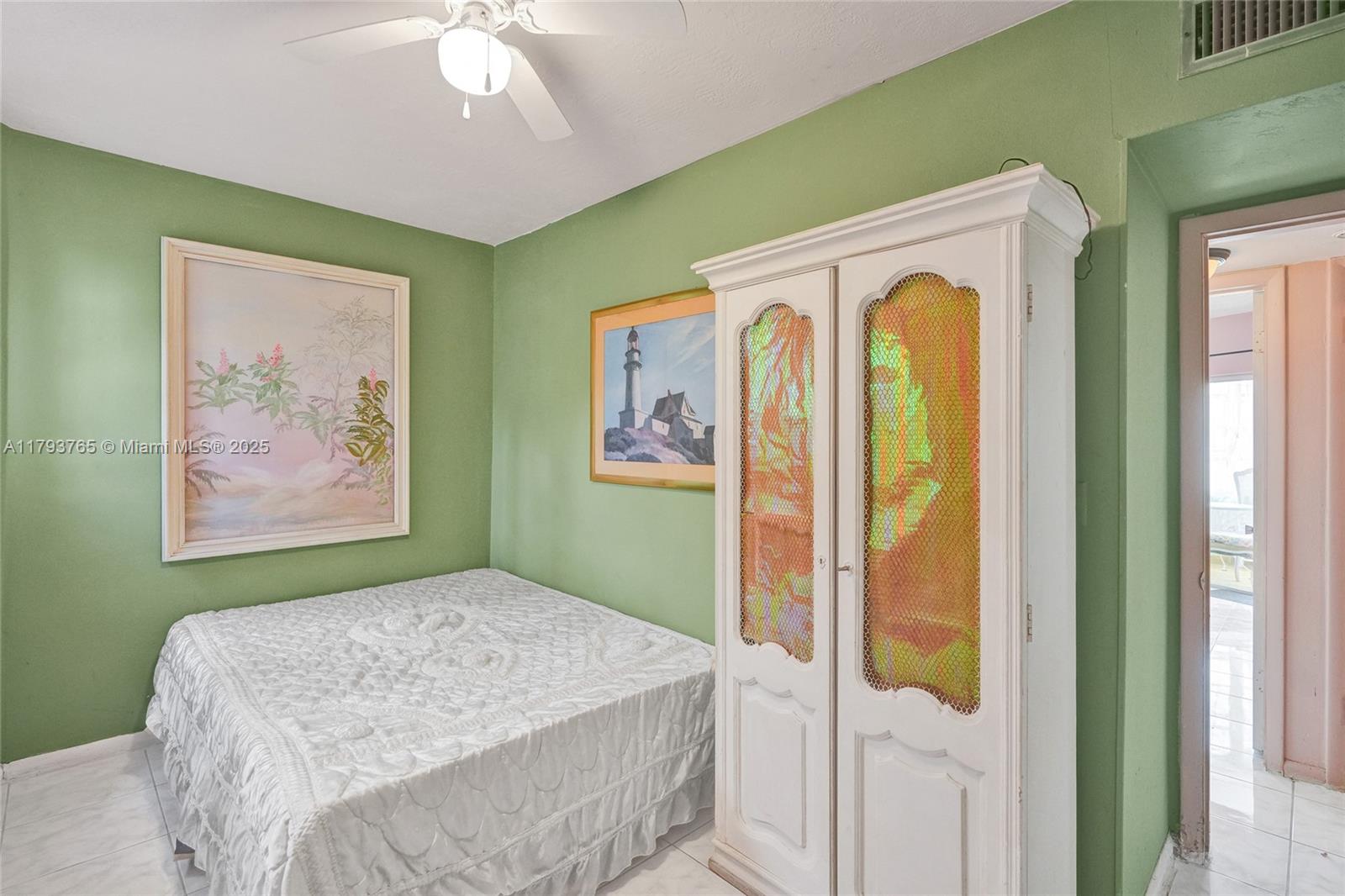 SKY LAKE GARDENS NO 4 CON - Residential