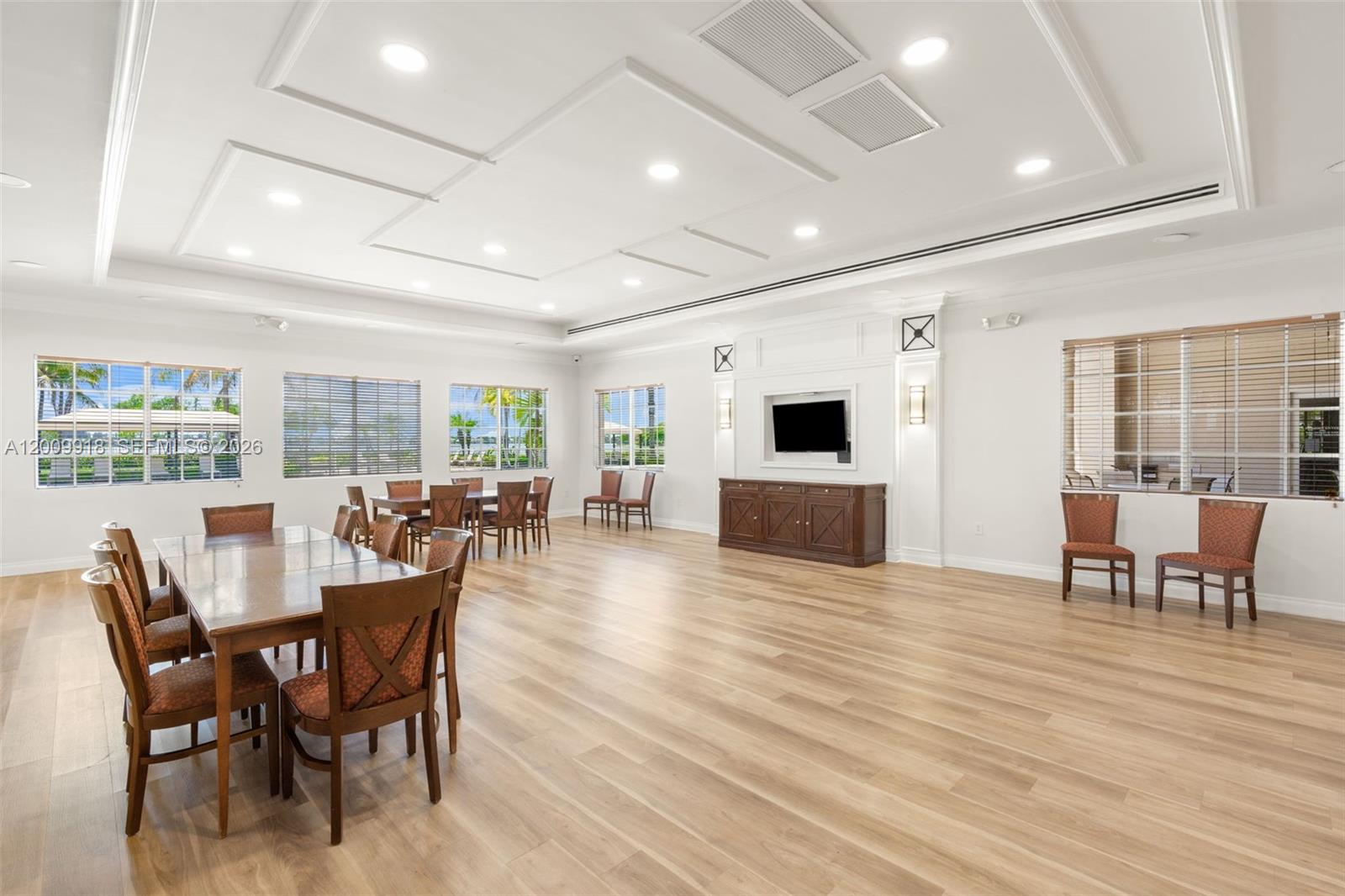 SUNSET FALLS PLAT 1 - Residential