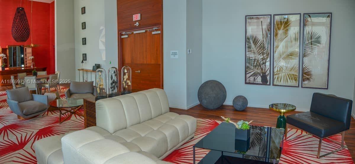 BRICKELLHOUSE CONDO - Residential