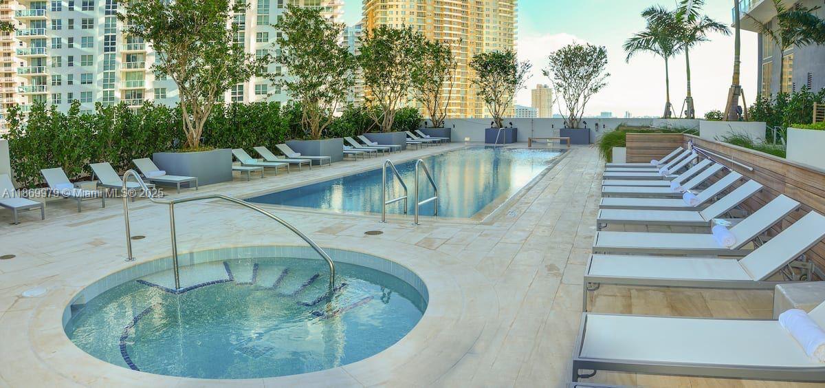 BRICKELLHOUSE CONDO - Residential