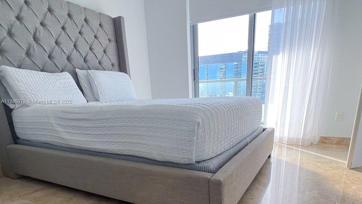 BRICKELLHOUSE CONDO - Residential