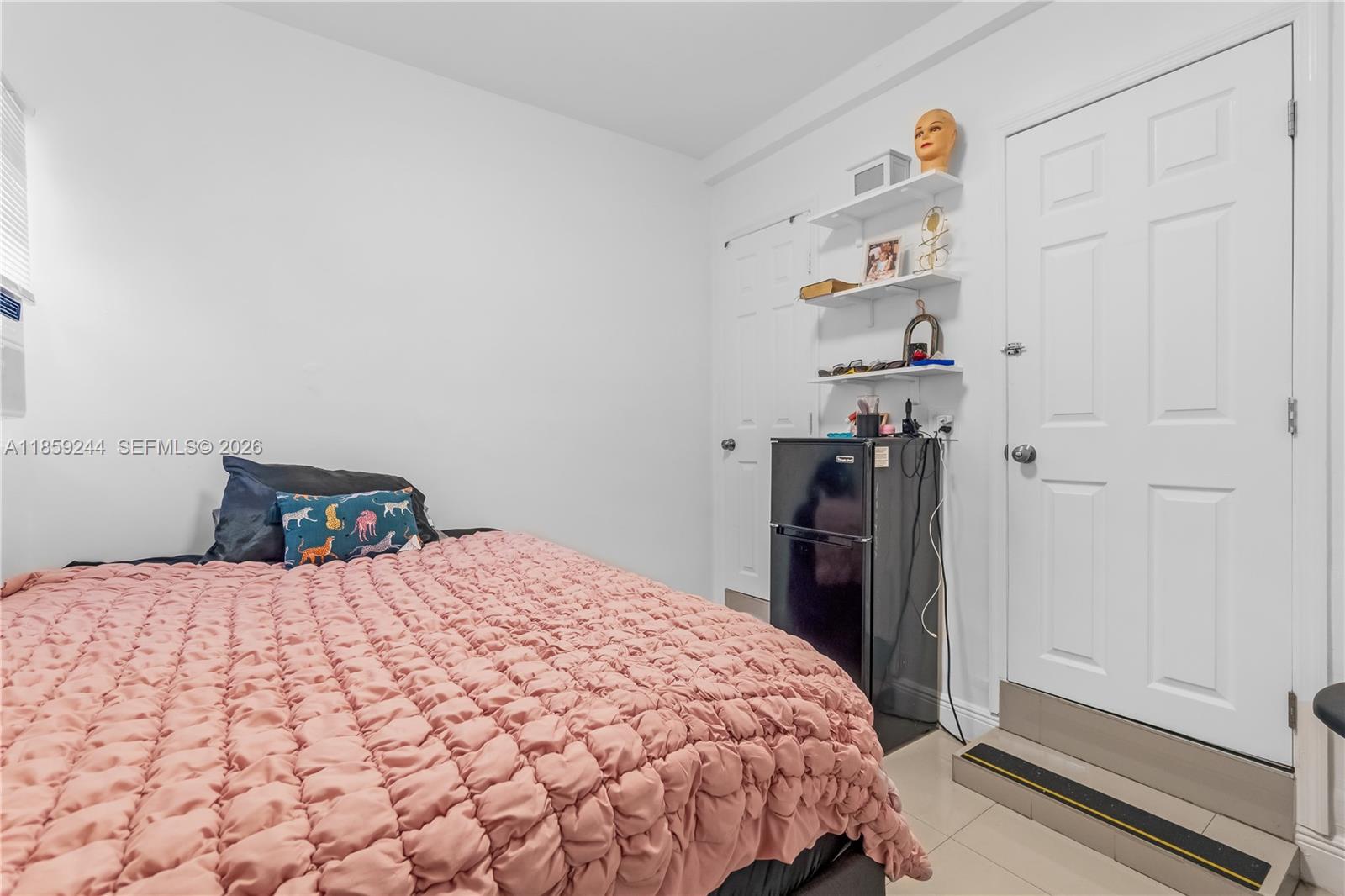 HOLLYWOOD PARK - Residential Income