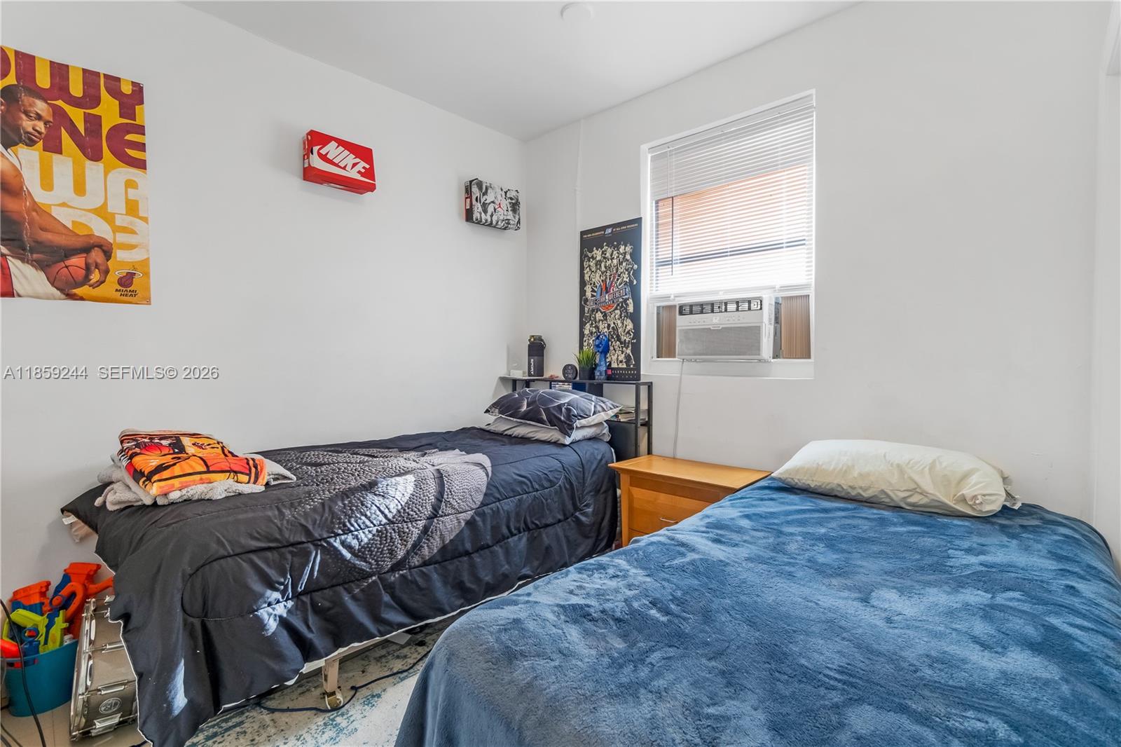 HOLLYWOOD PARK - Residential Income