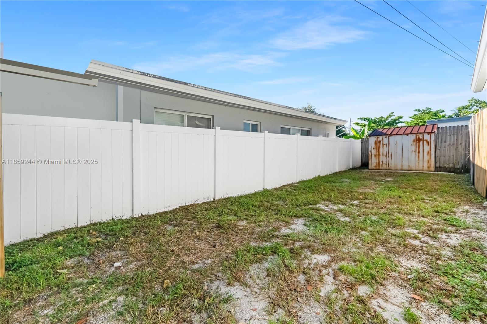 HOLLYWOOD PARK - Residential Income