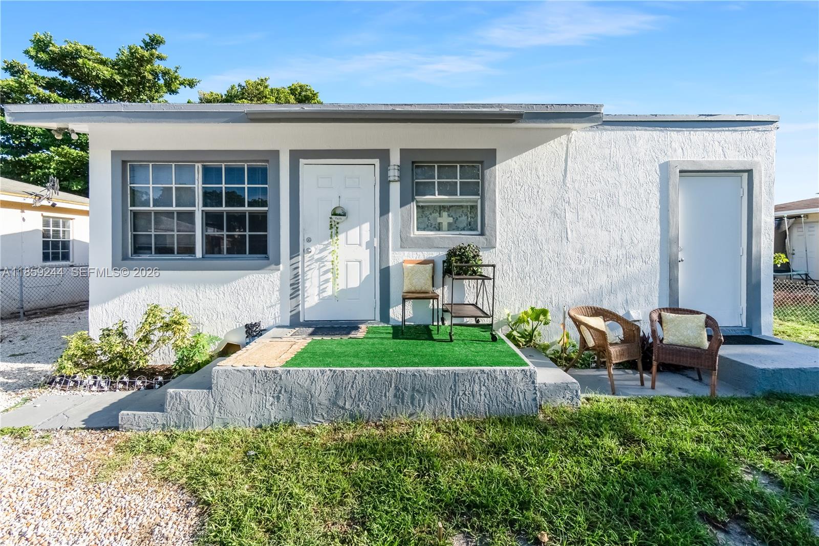 HOLLYWOOD PARK - Residential Income