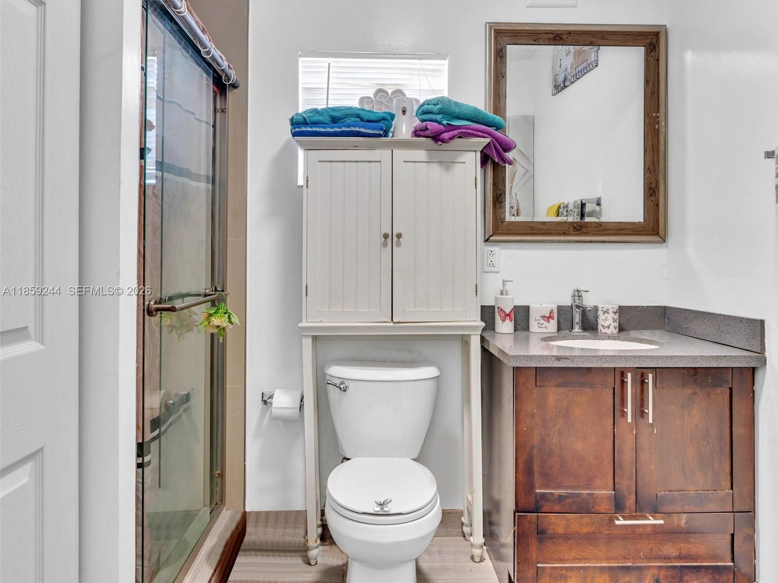 HOLLYWOOD PARK - Residential Income