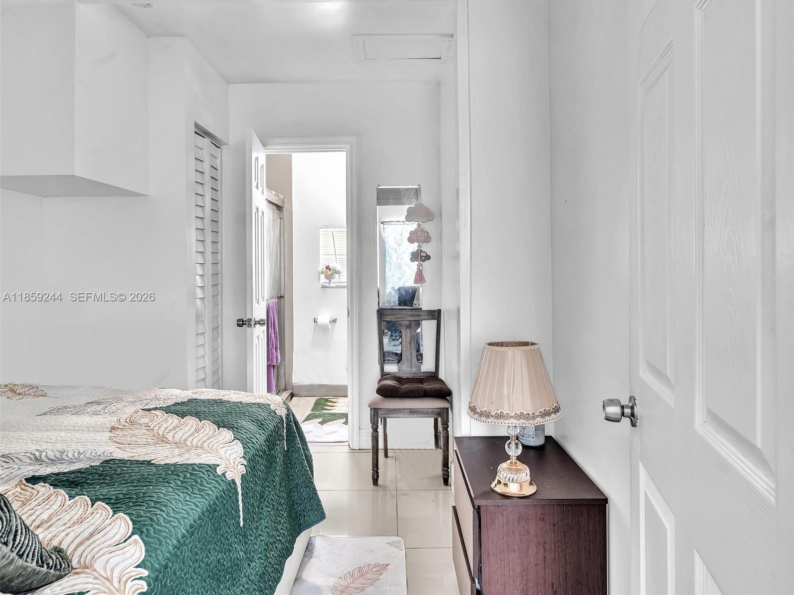 HOLLYWOOD PARK - Residential Income