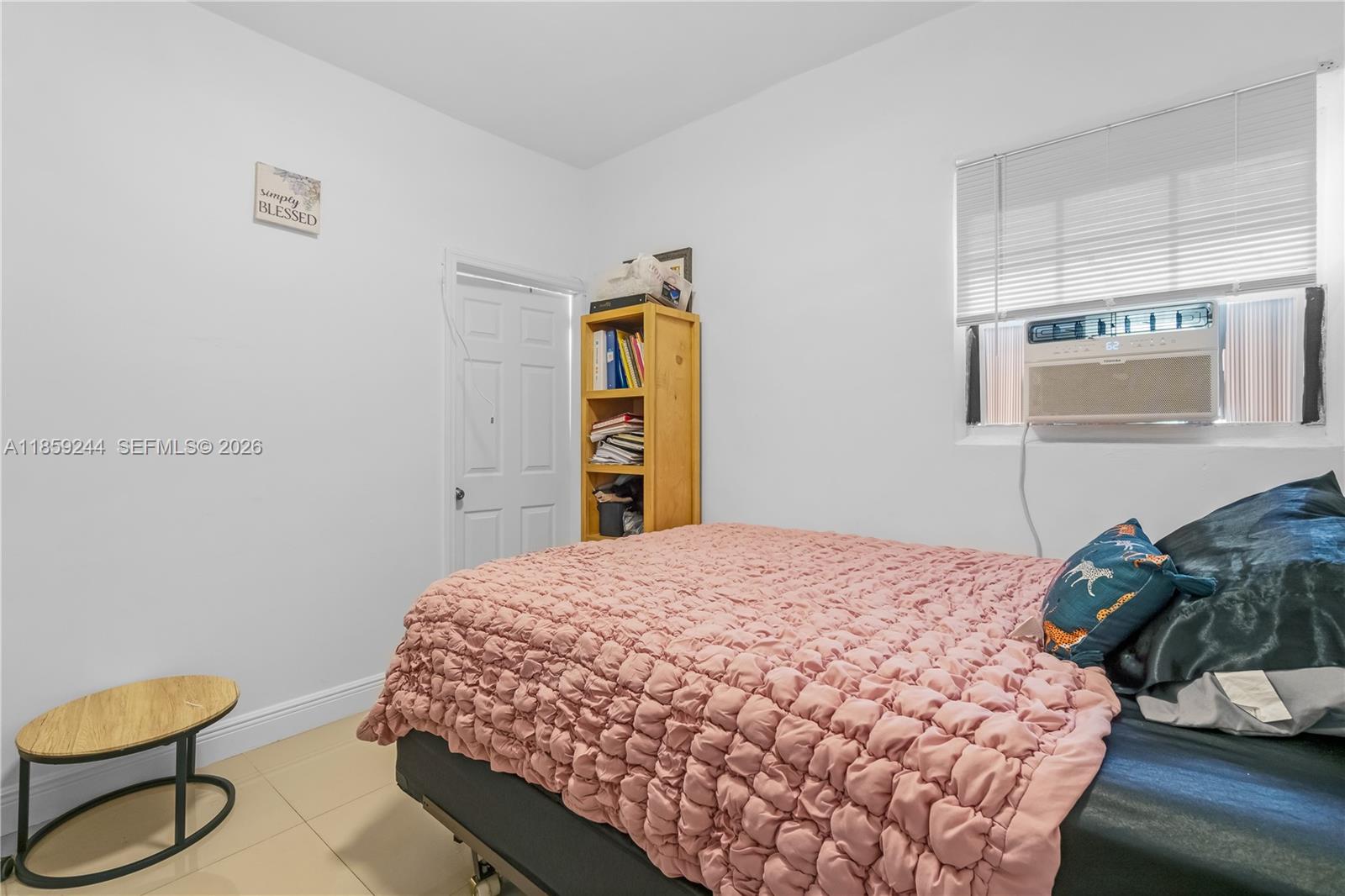 HOLLYWOOD PARK - Residential Income