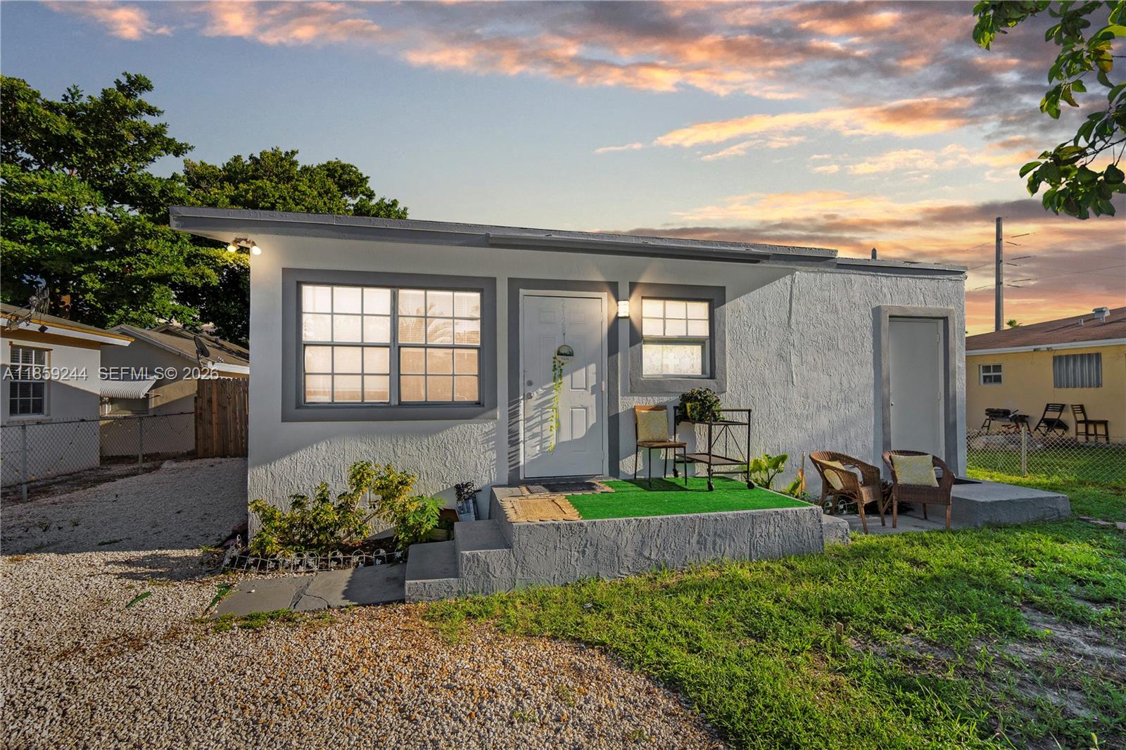 HOLLYWOOD PARK - Residential Income