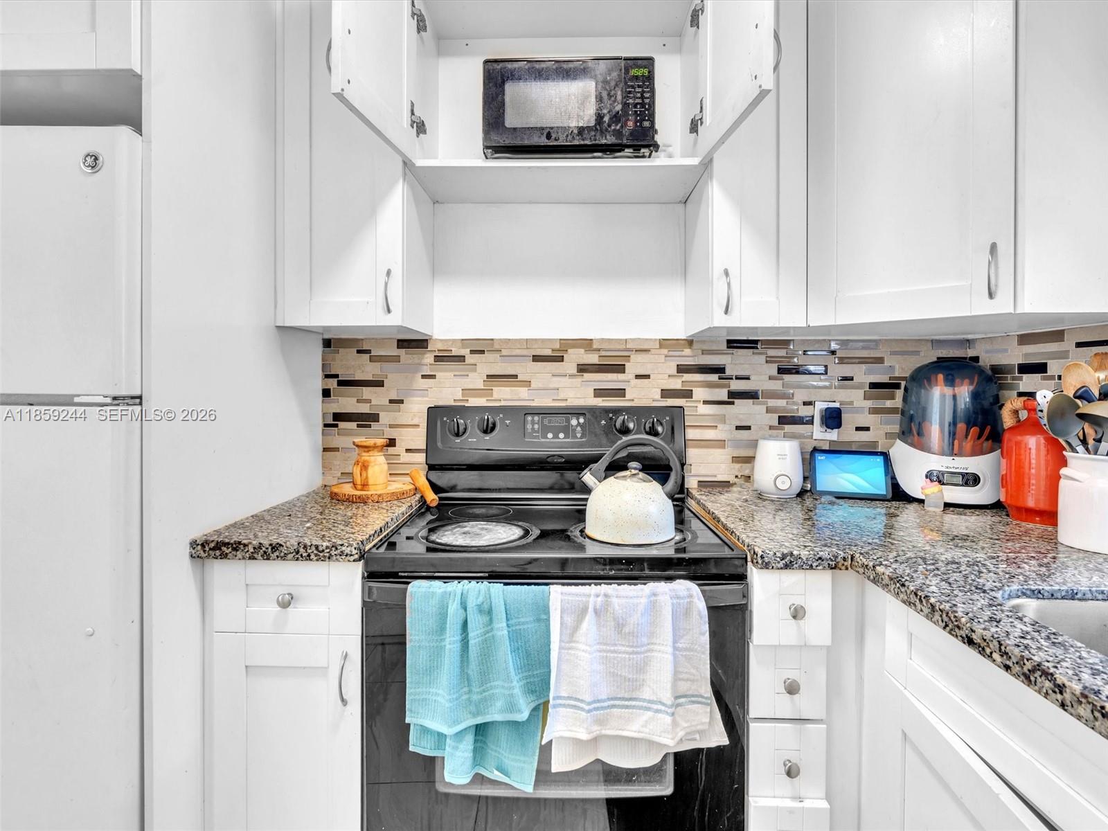 HOLLYWOOD PARK - Residential Income