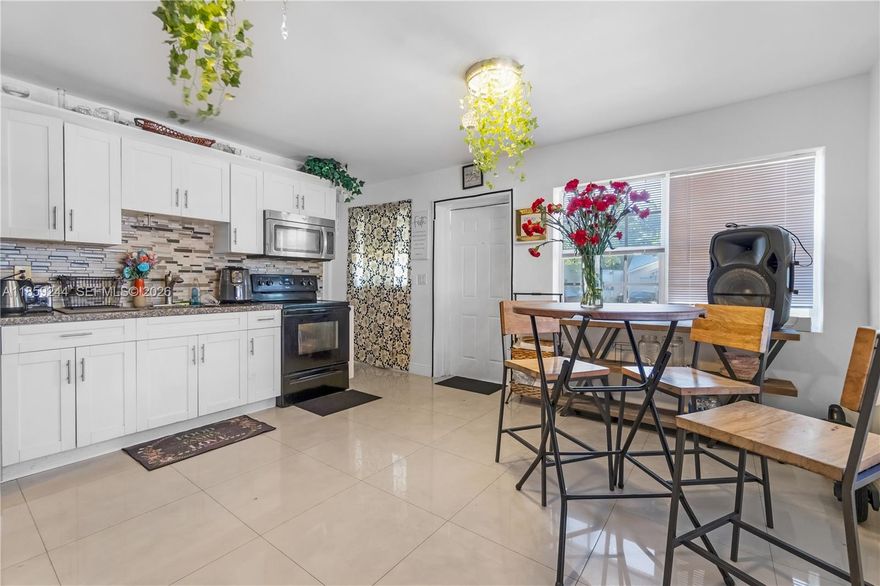 Investor’s Dream – Turnkey DETACHED Duplex on a Huge Lot in Hollywood, FL!
This well-maintained income-producing property features a 3 beds/2 Baths front unit (Rented: $3,250) and a 2Beds/ 2baths detached rear unit (Rented $2,300). Both units are tenant-occupied & tenants pay their own utilities. Separate electric and water meters. Located in a high-demand rental area, it’s just minutes from major highways, shopping centers, dining, entertainment, and South Florida’s beautiful beaches.

Whether you’re expanding your portfolio or starting your investment journey, this duplex offers steady cash flow, low overhead, and strong long-term appreciation potential. Properties like this are rare—don’t miss your chance to own a prime piece of Hollywood real estate