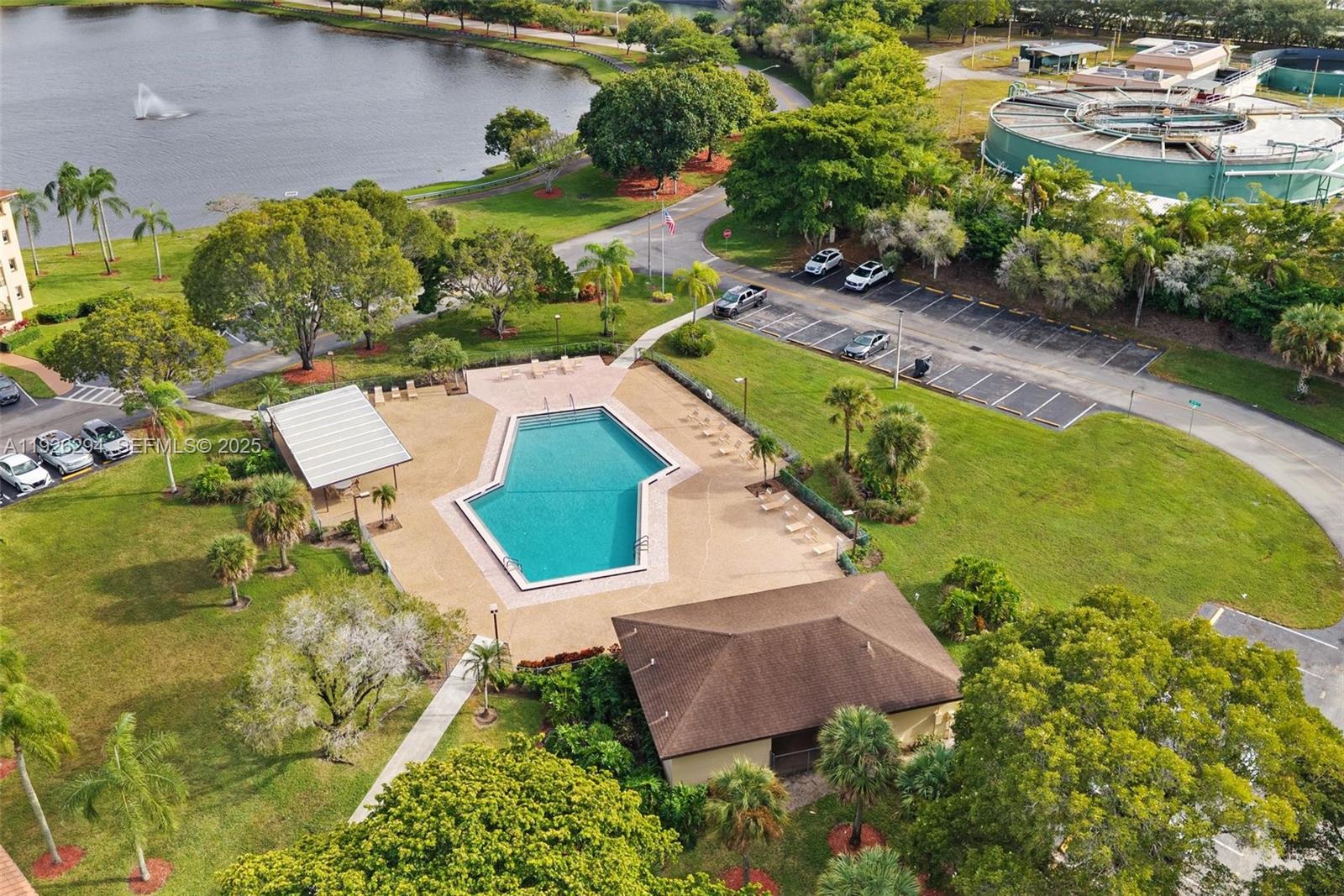 SUFFOLK AT CENTURY VILLAG - Residential