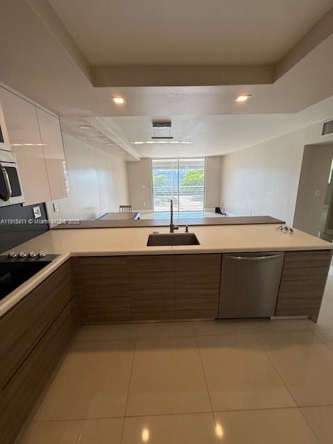 EDEN ISLES CONDO # 4 - Residential