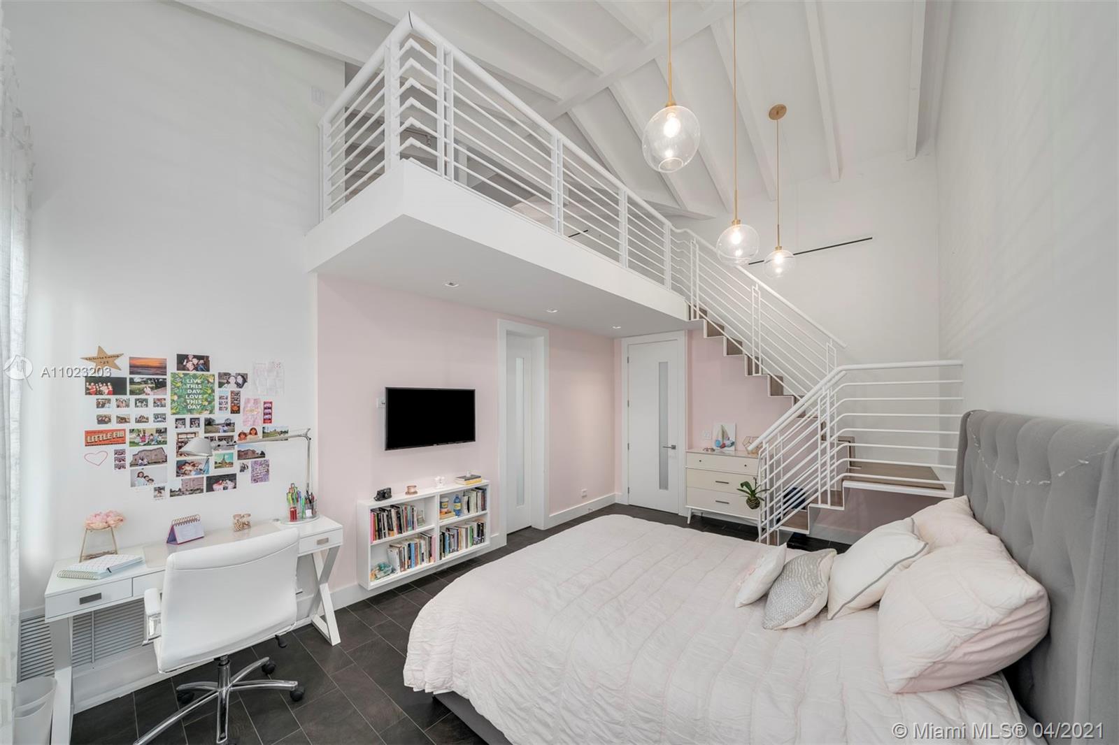 BRICKELLS FLAGLER - Residential