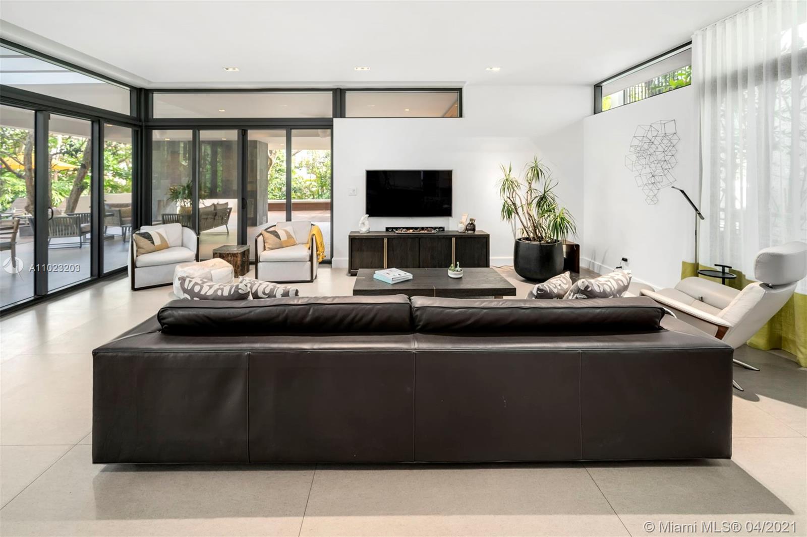 BRICKELLS FLAGLER - Residential