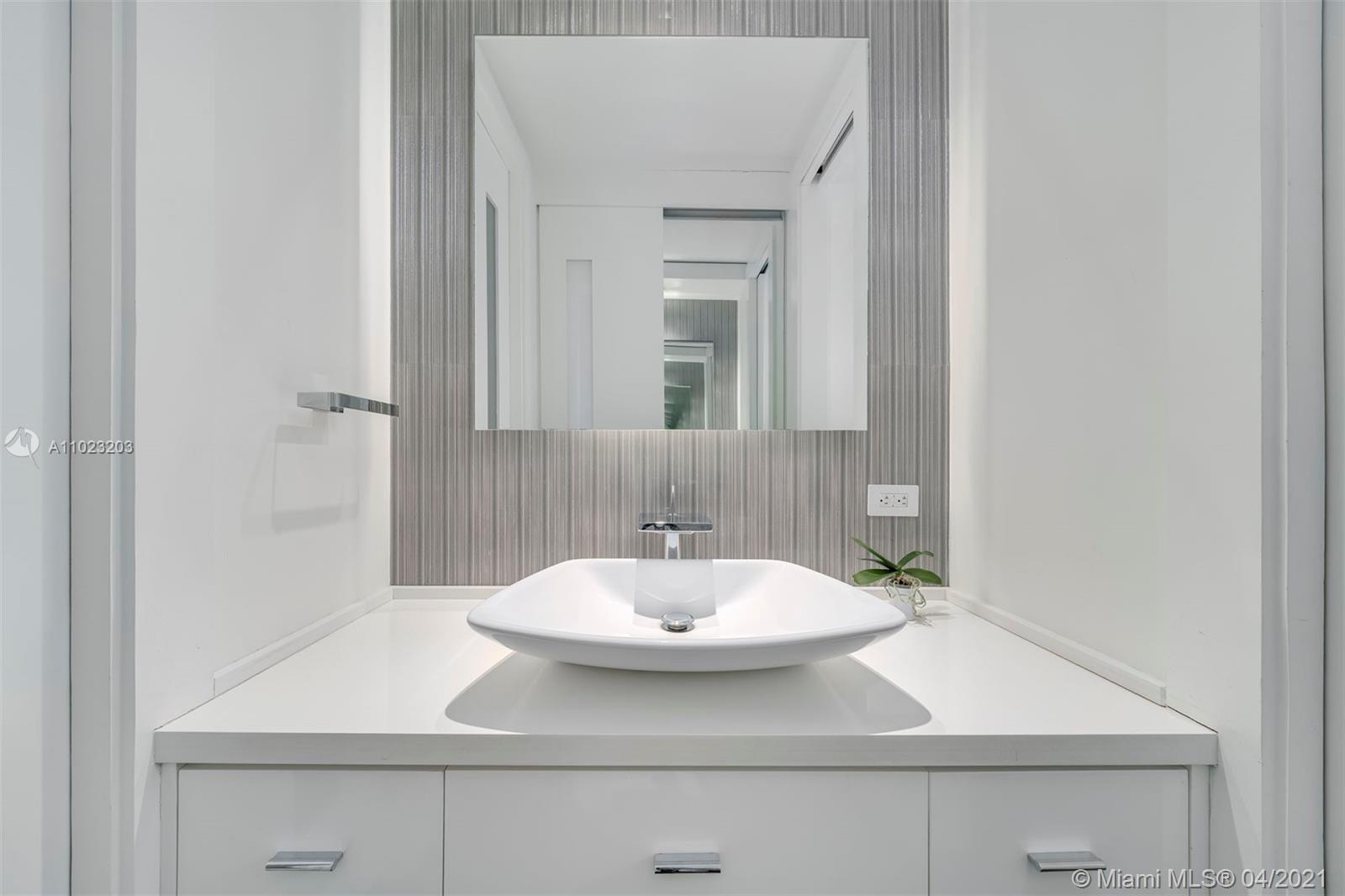 BRICKELLS FLAGLER - Residential