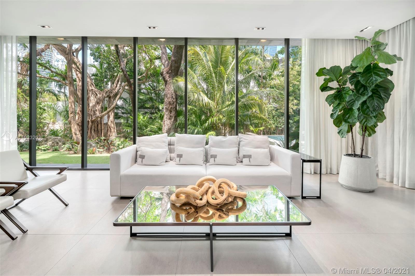 BRICKELLS FLAGLER - Residential