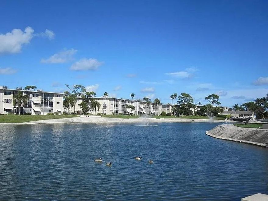 3RD FLOOR UNIT WITH SOME WATERVIEW FROM THE PATIO! VERY BRIGHT AND WELL KEPT.
HUGE SCREENED PORCH AND YOU HAVE PARTIAL WATER VIEW! VERY ACTIVE ADULT LIVING COMMUNITY. HURRICE SHUTTERS FOR THE WINDOWS! BREAKFAST TABLE IN THE KITCHEN CONVERTIABLE SECOND BEDROOM