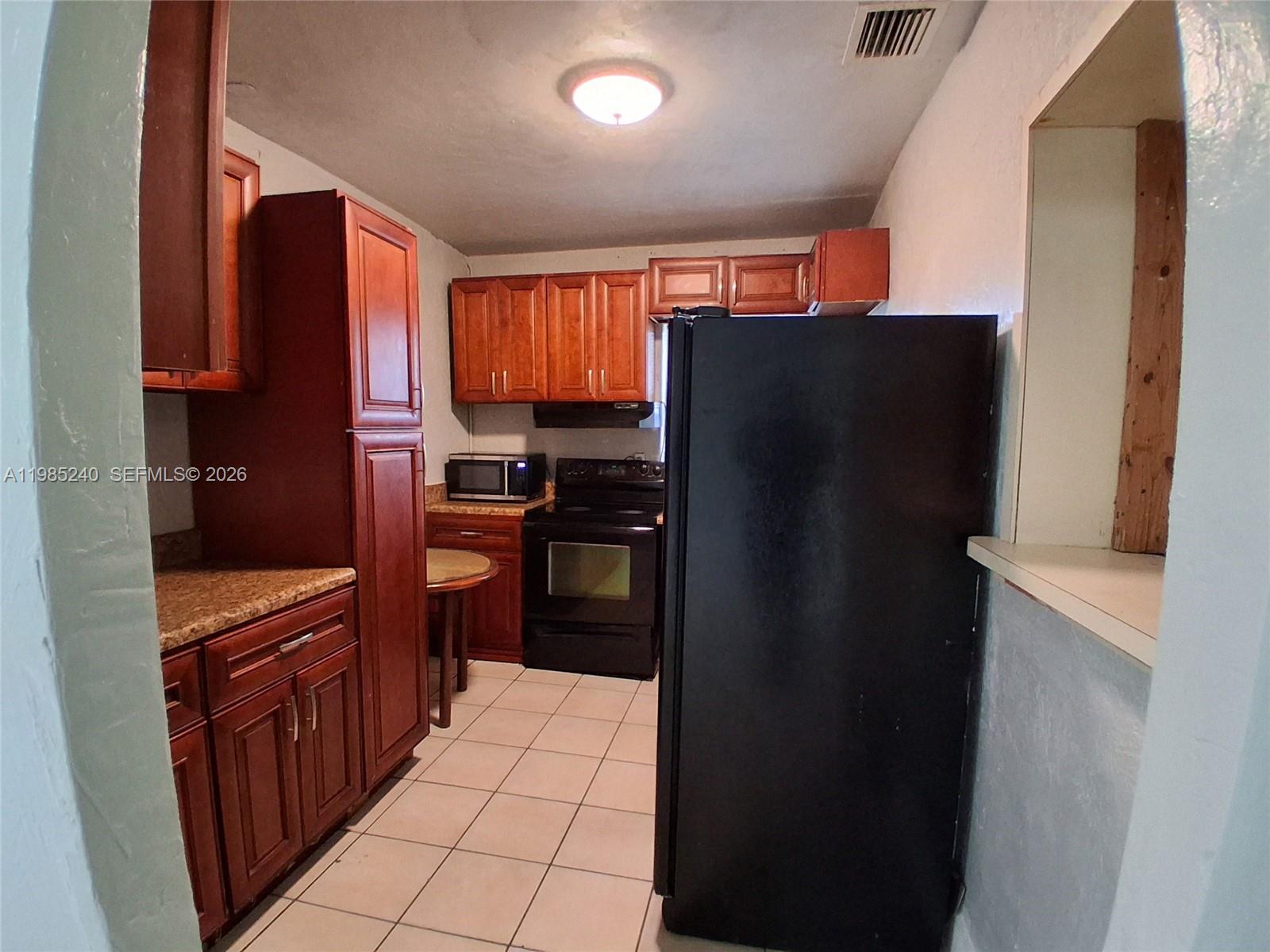 ALHAMBRA HEIGHTS SEC 3 - Residential Lease