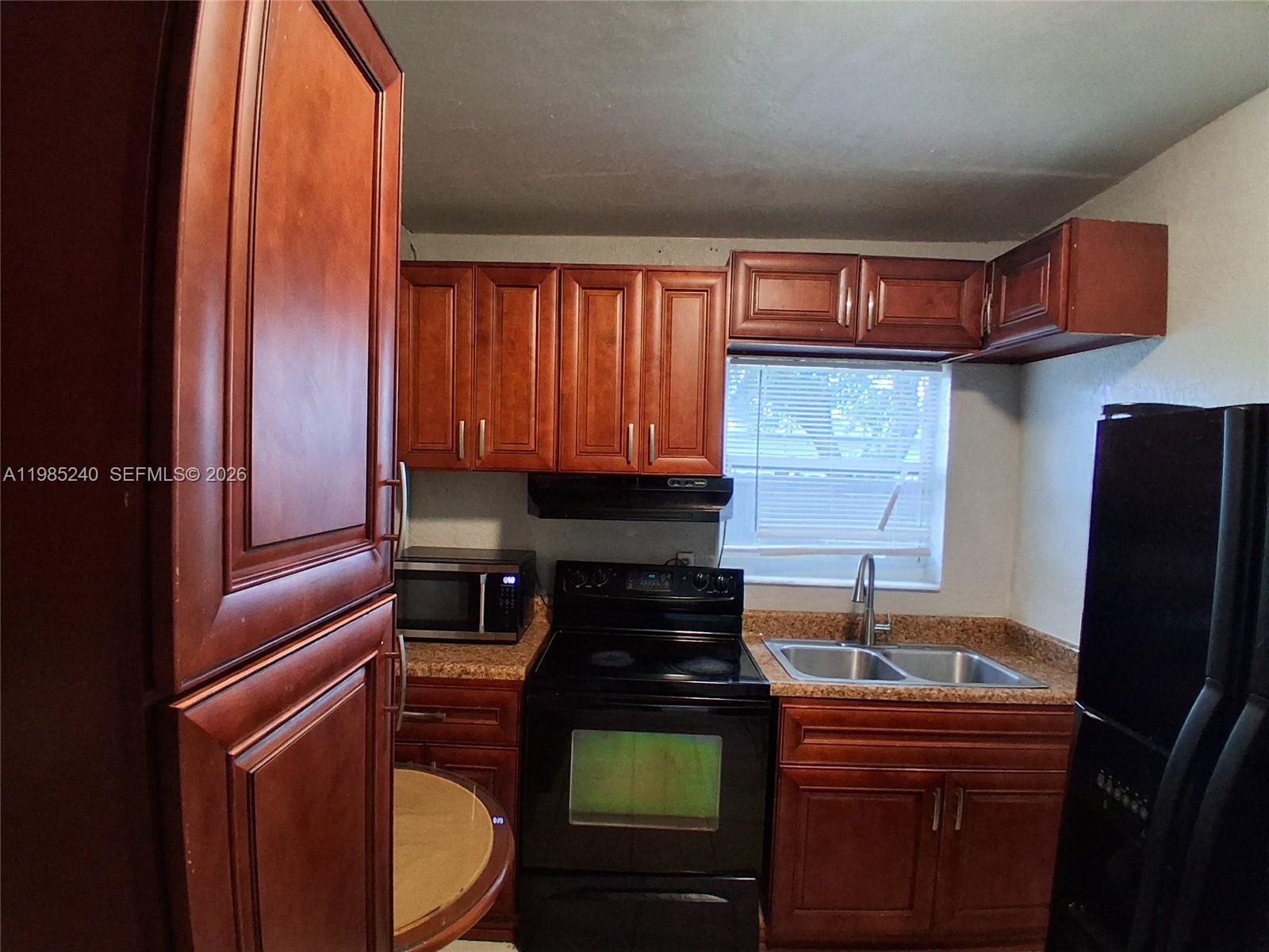 ALHAMBRA HEIGHTS SEC 3 - Residential Lease