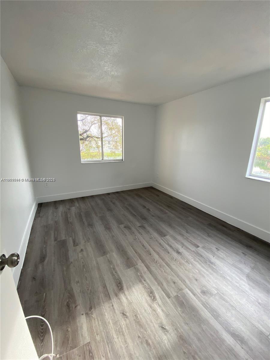 KENDALL LAKE TOWERS CONDO - Residential Lease