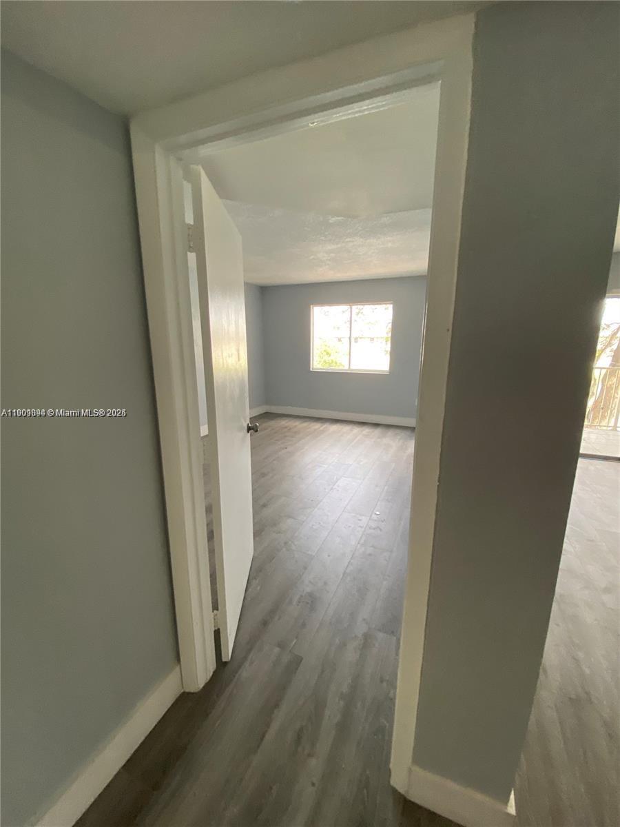 KENDALL LAKE TOWERS CONDO - Residential Lease