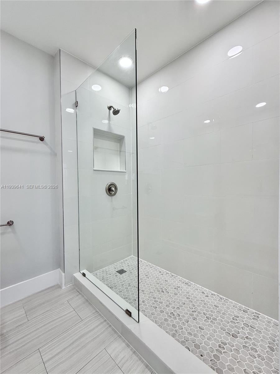 KARLAN TOWNHOUSE - Residential