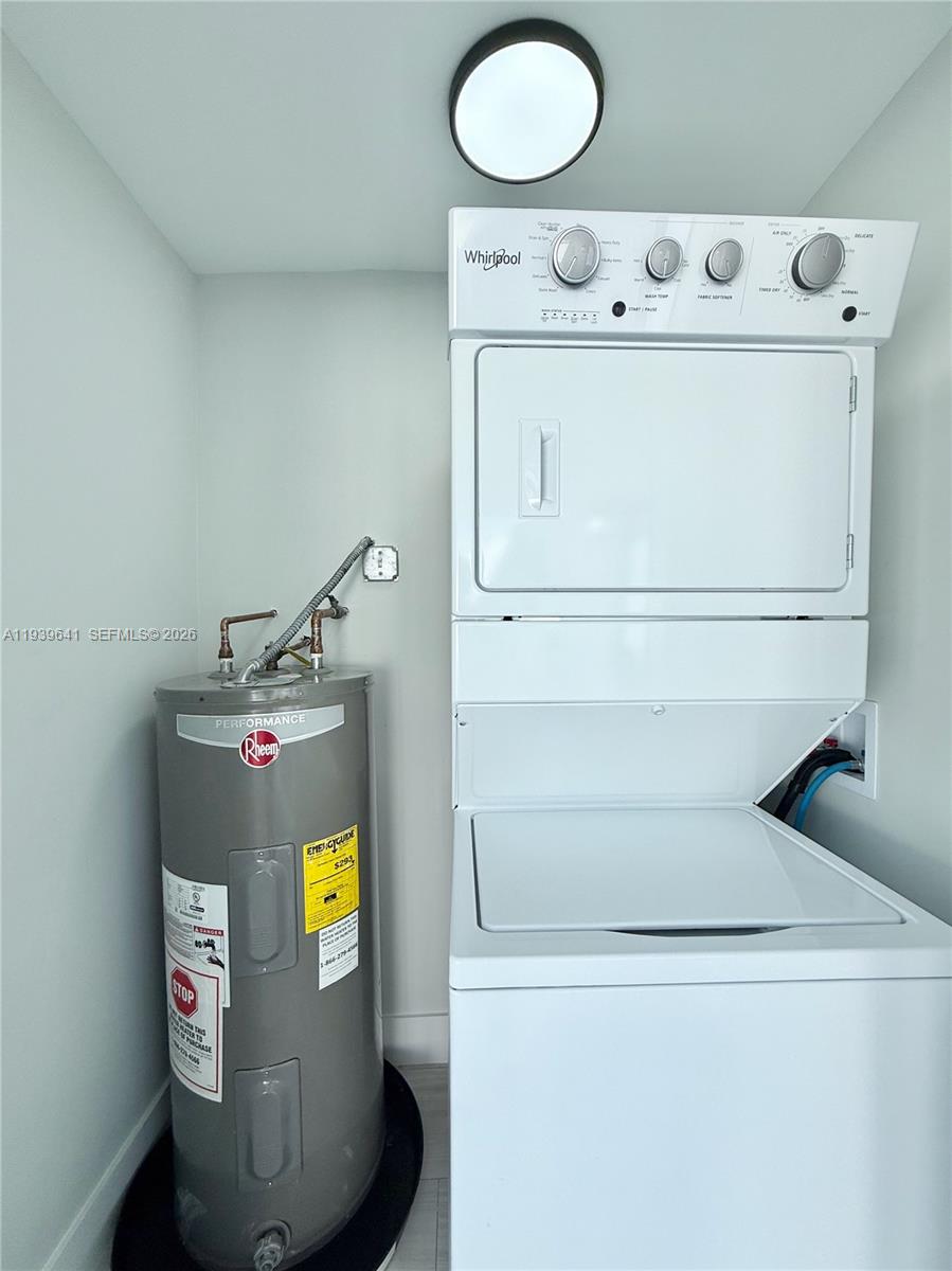 KARLAN TOWNHOUSE - Residential