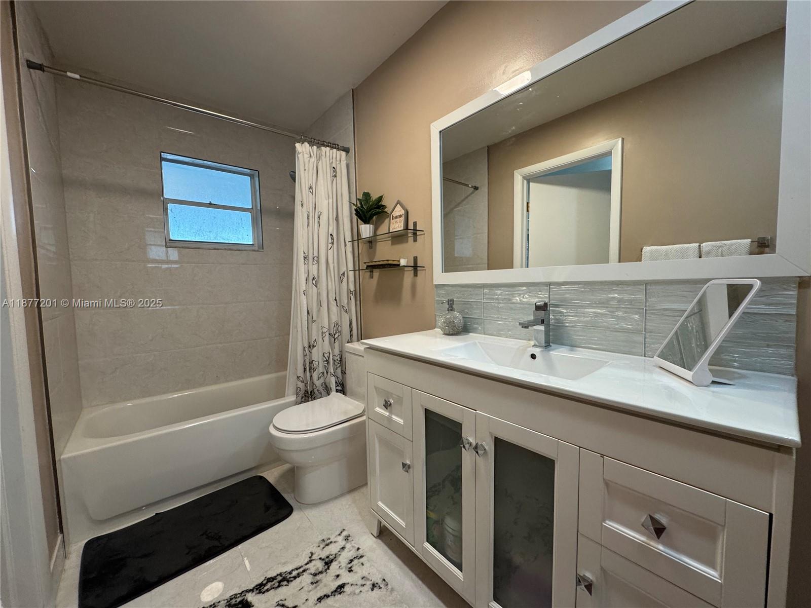 ISLAS CANARIAS HOMES - Residential