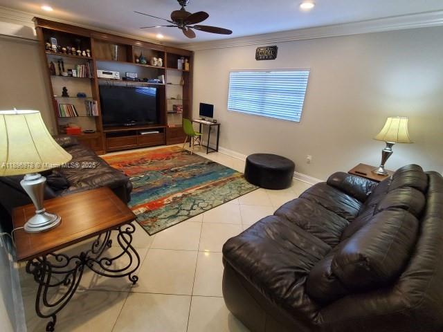 LINDGREN WEST - Residential