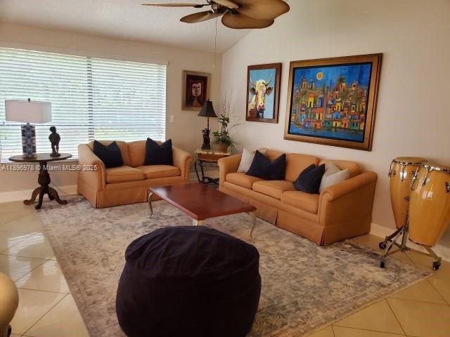 LINDGREN WEST - Residential