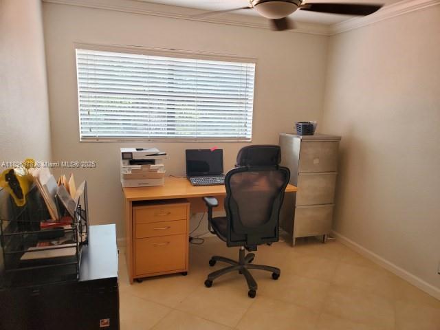 LINDGREN WEST - Residential