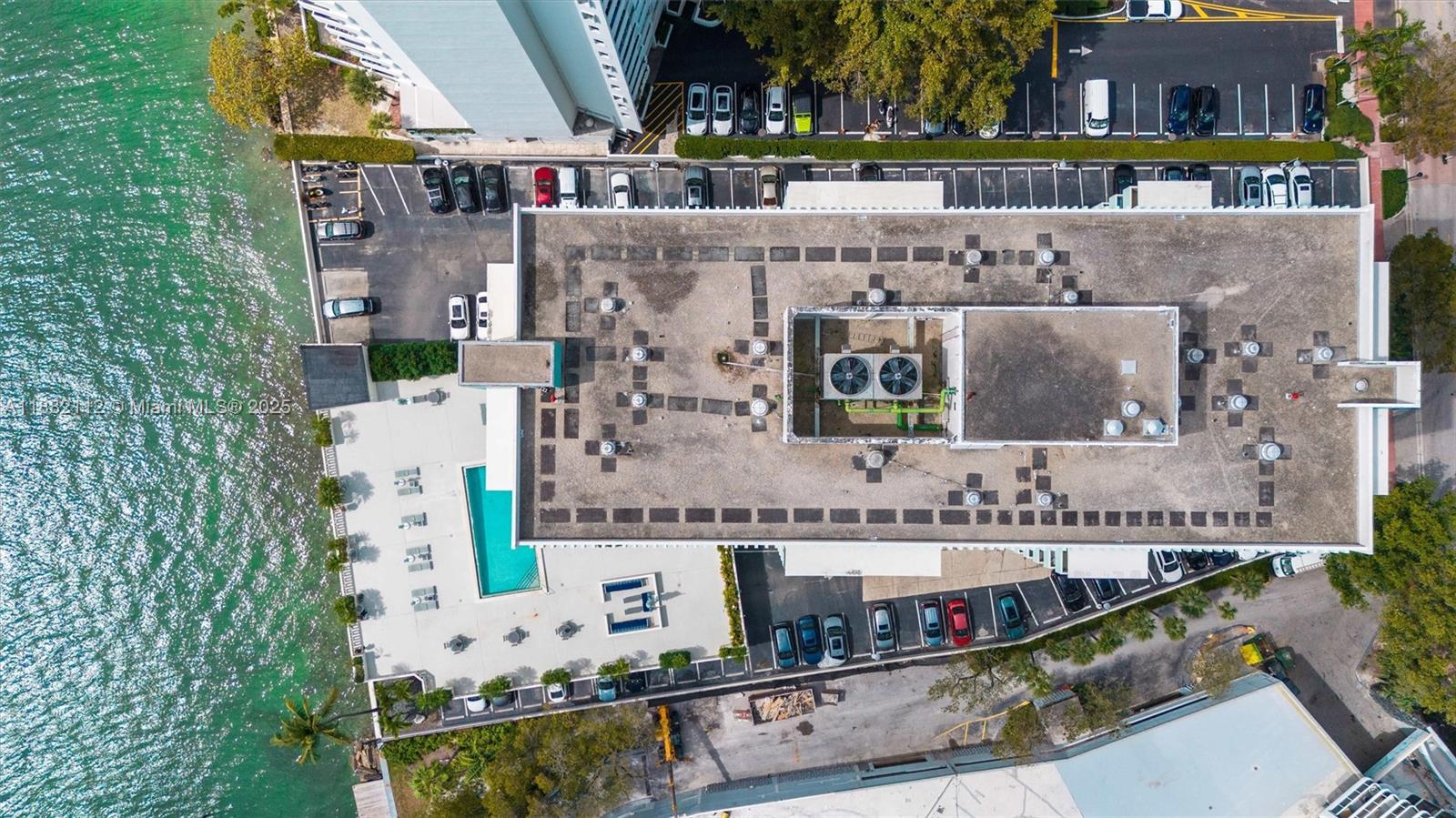 ISLAND TERRACE CONDO - Residential Lease