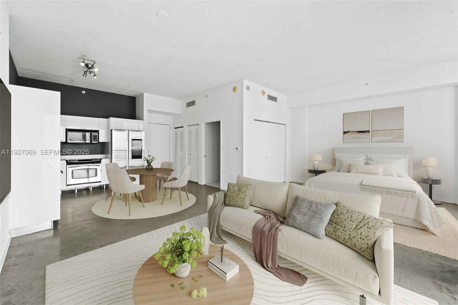 LOFT DOWNTOWN II COND - Residential